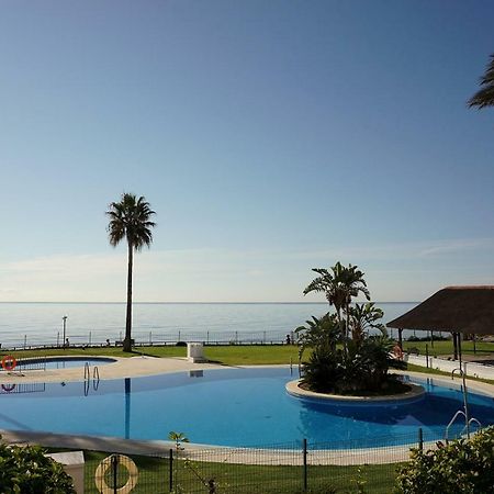 Frontline Beach Ground Floor With Privet Garden, Mi Capricho 16 Apartment Mijas Exterior photo