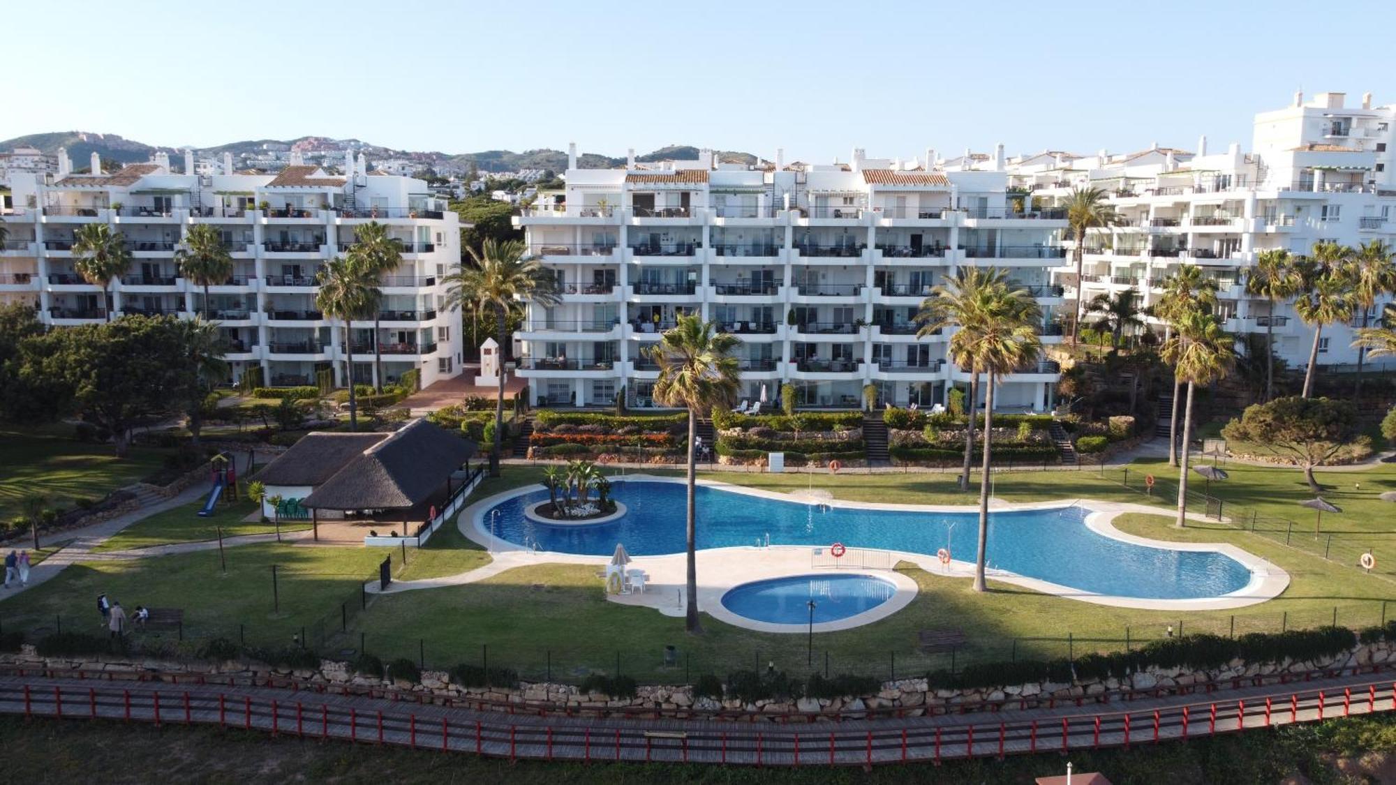 Frontline Beach Ground Floor With Privet Garden, Mi Capricho 16 Apartment Mijas Exterior photo